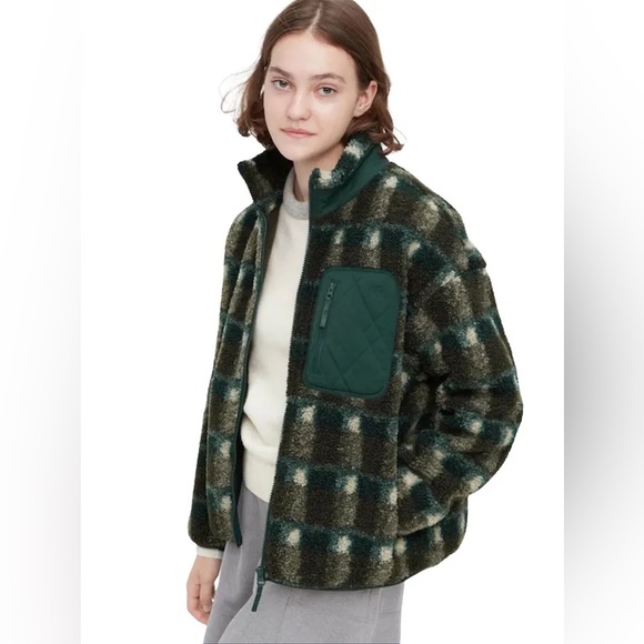 Uniqlo x JW Anderson green windproof outer fleece printed jacket size S - Picture 2 of 9